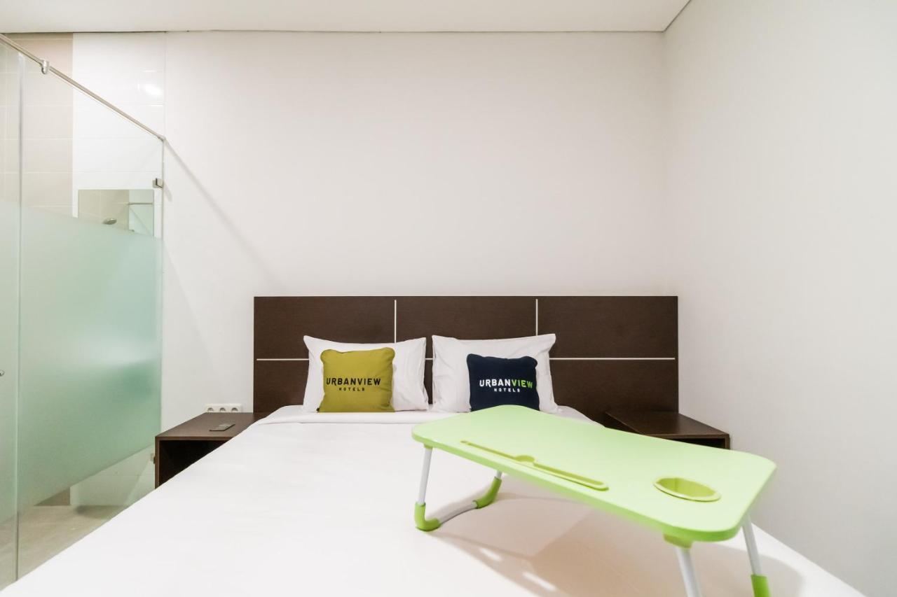 Urbanview Hotel Casa Kota Mangga Besar Джакарта Екстер'єр фото